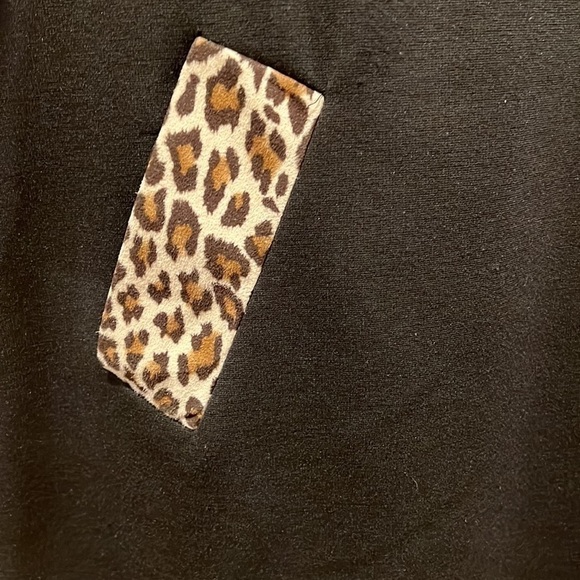 Tracy Negoshian Black Dress with Leopard Cheetah Size Small - Picture 6 of 7